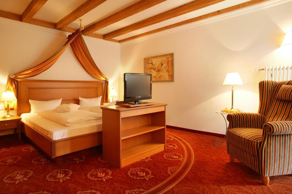Hotel Ochsen ヘーフェン・アン・デア・エンツ エクステリア 写真