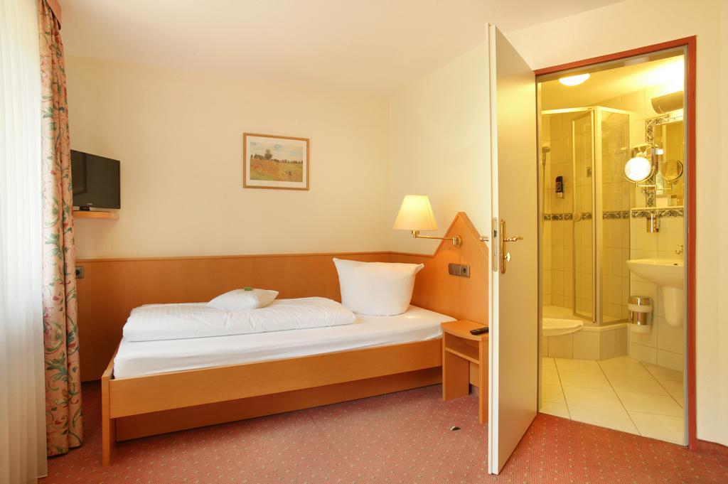 Hotel Ochsen ヘーフェン・アン・デア・エンツ エクステリア 写真
